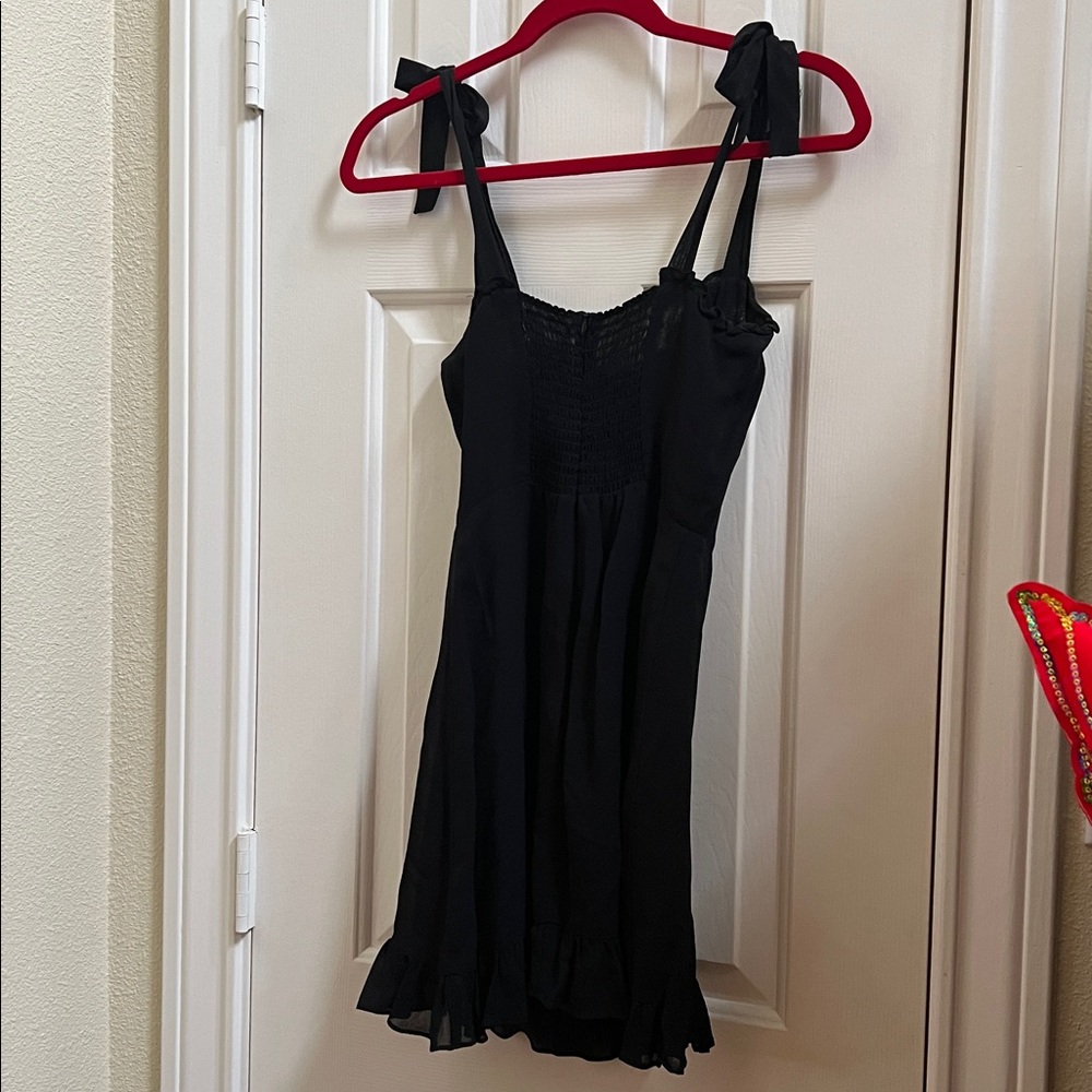 Reformation Christine Mini Dress Black Ruffle Hem Tie Strap size 0 USA LBD - Picture 8 of 9